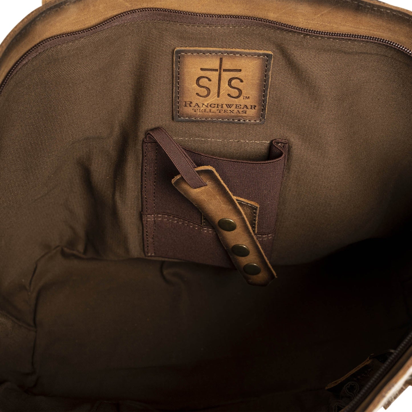 STS Ranchwear Classic Cowhide Tote STS31119