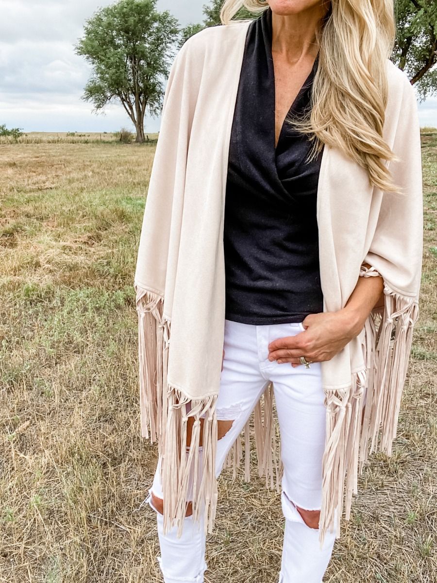 Sierra Shawl in Vintage White by Tasha Polizzi
