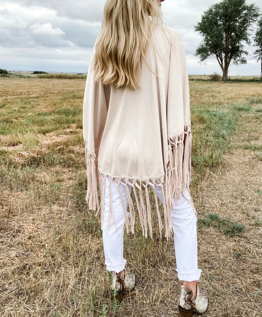 Sierra Shawl in Vintage White by Tasha Polizzi