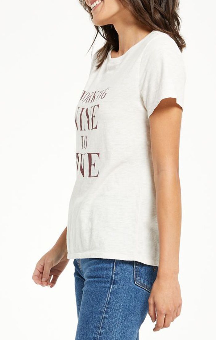 Woman's Easy Wine Tee In Sandstone Zt214702