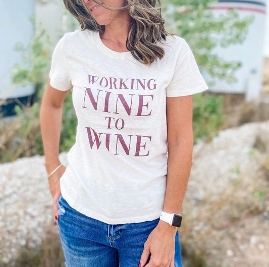 Woman's Easy Wine Tee In Sandstone Zt214702