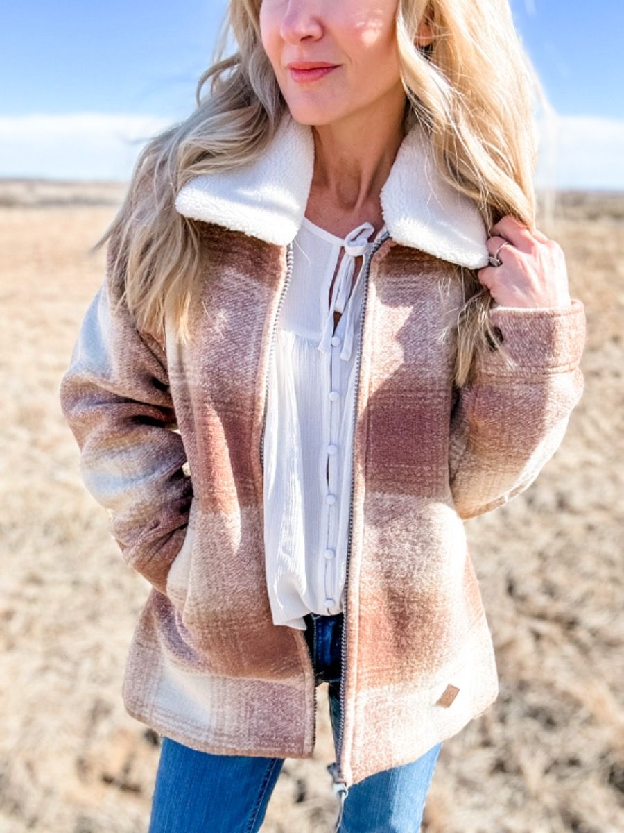 Women's Big Valley In Tan