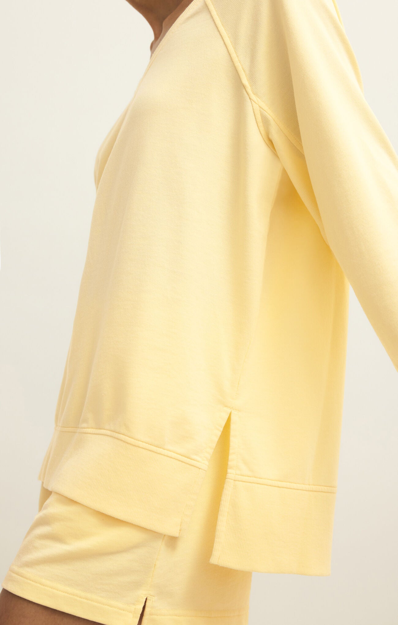 Weekender V-Neck in Sunnyside Yellow