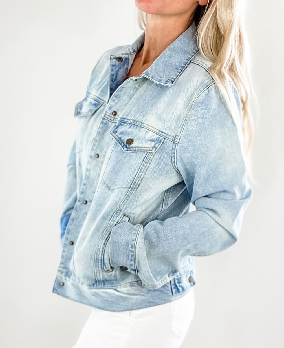 Ladies Classic Light Wash Denim Jacket