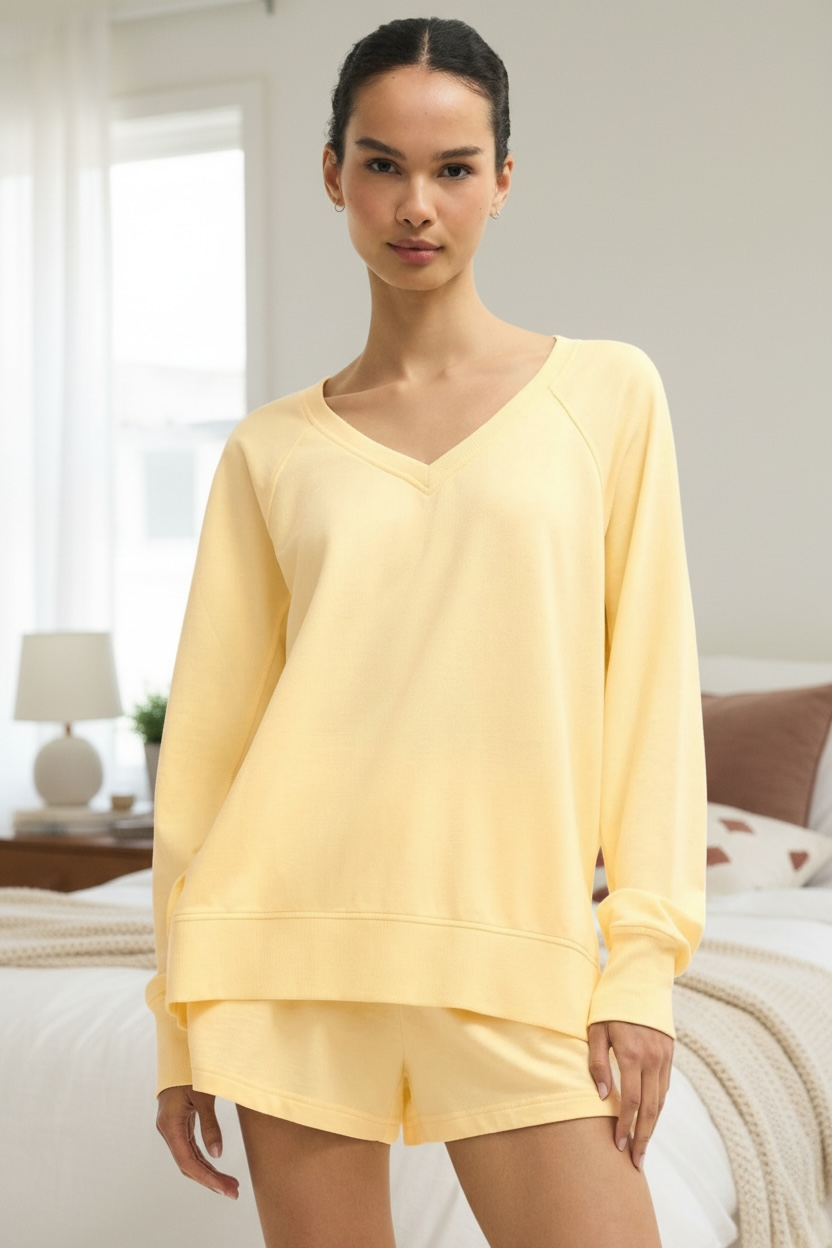 Weekender V-Neck in Sunnyside Yellow