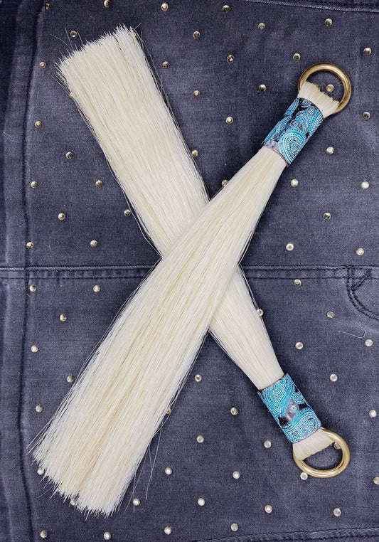 Austin Accent Horsehair Tassel White HH212-F