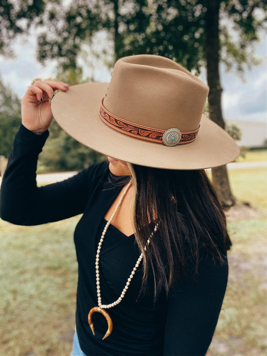 Charlie 1 Horse Lori Fur Hat in Fawn