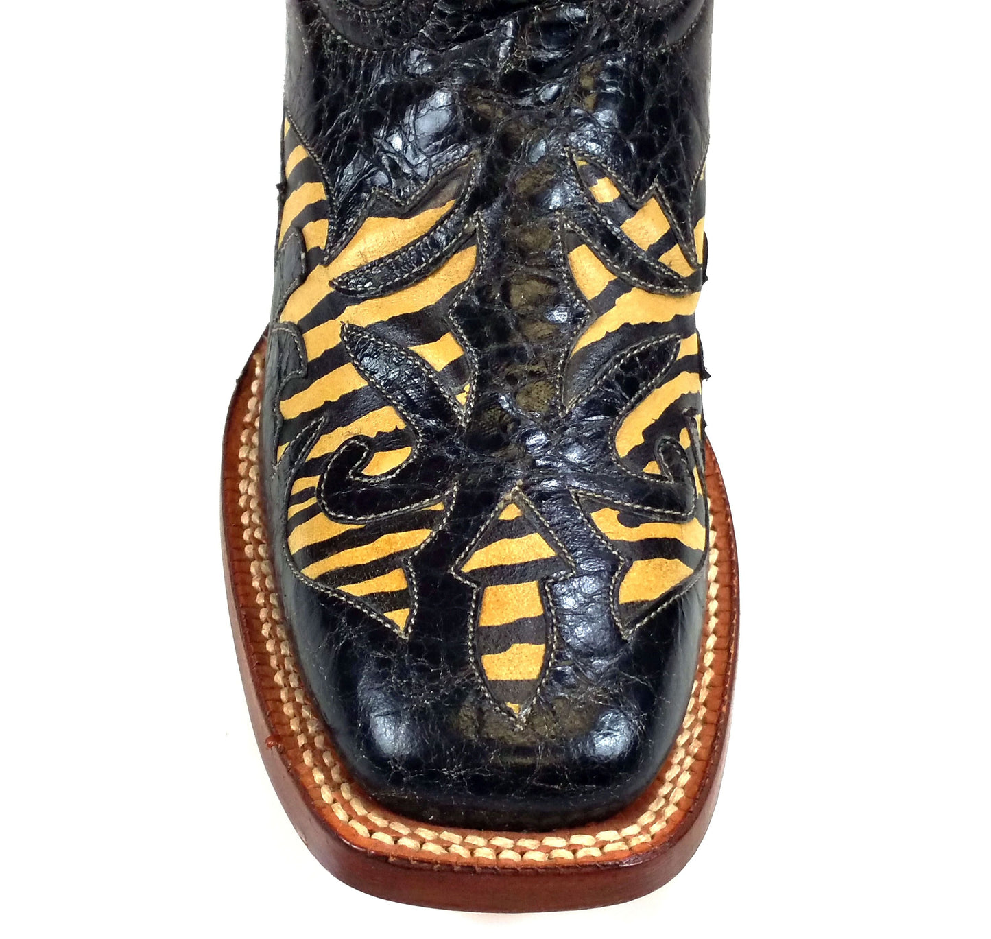 Johnny Ringo Legacy Collection Barn Black Grabado Zebra
